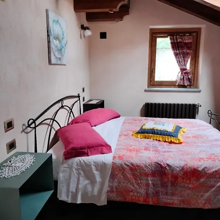 La Lune De Saint George Hone