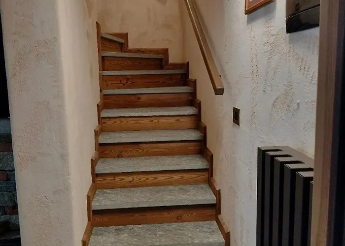 La Lune De Saint George Daire Hone