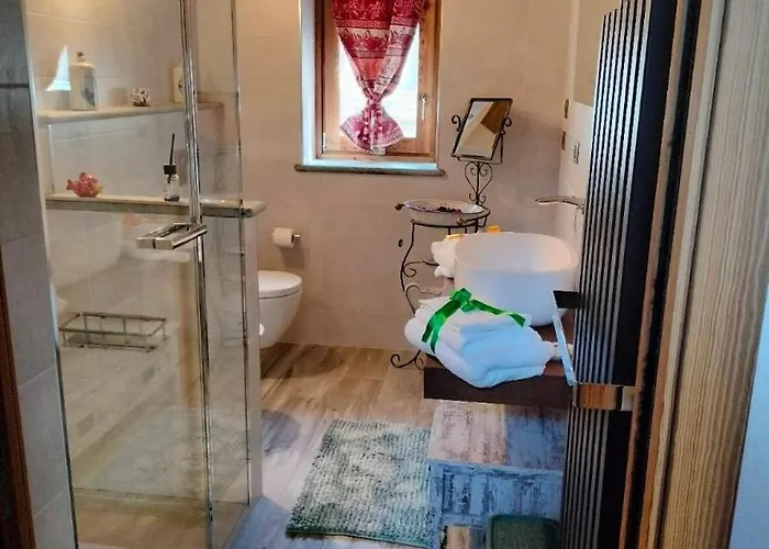 La Lune De Saint George * Hone